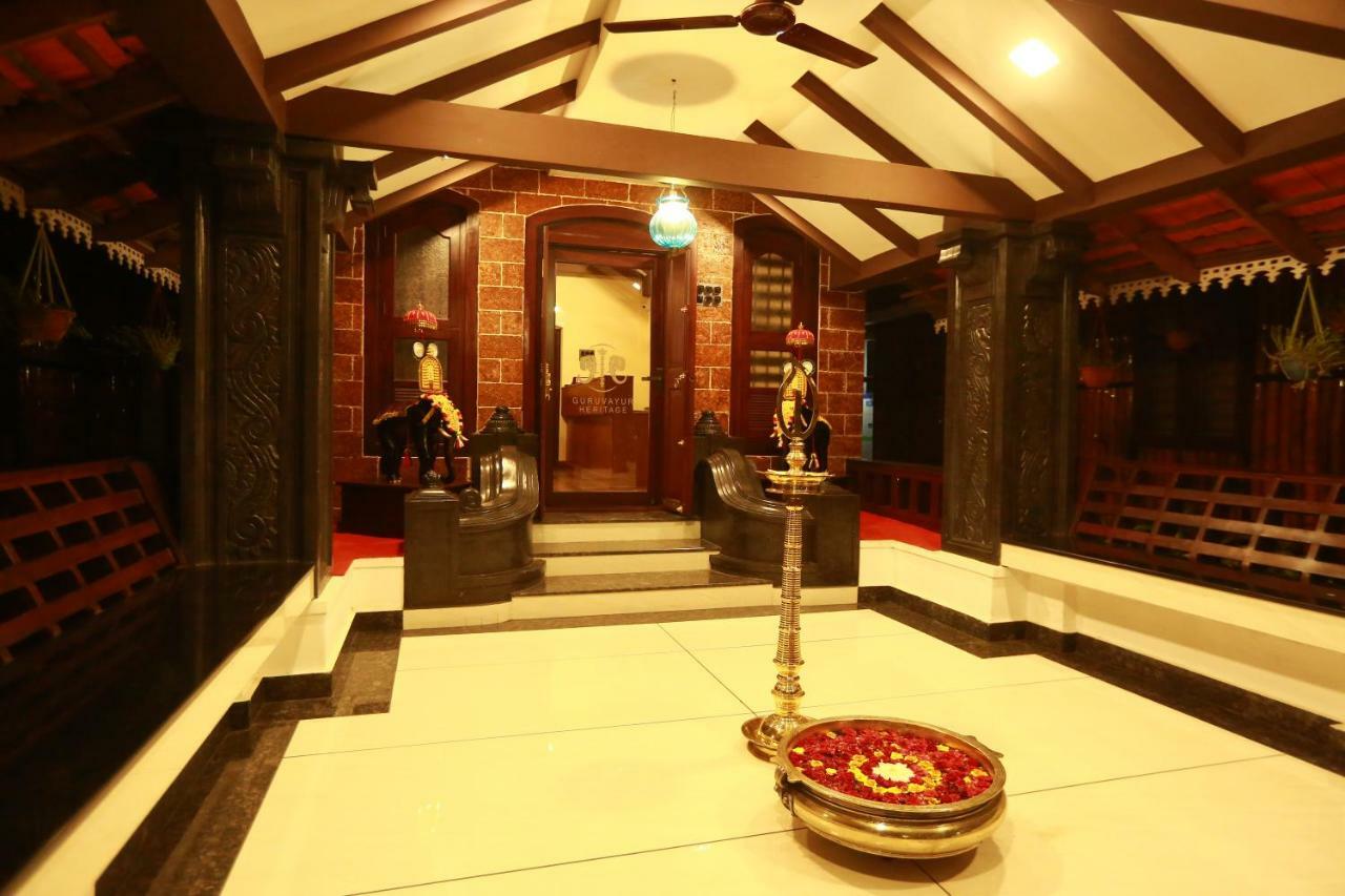 古鲁瓦尤尔下次住宿传统酒店 Guruvāyūr 外观 照片